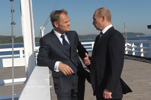 Donald Tusk i Władimir Putin na sopockim molo.