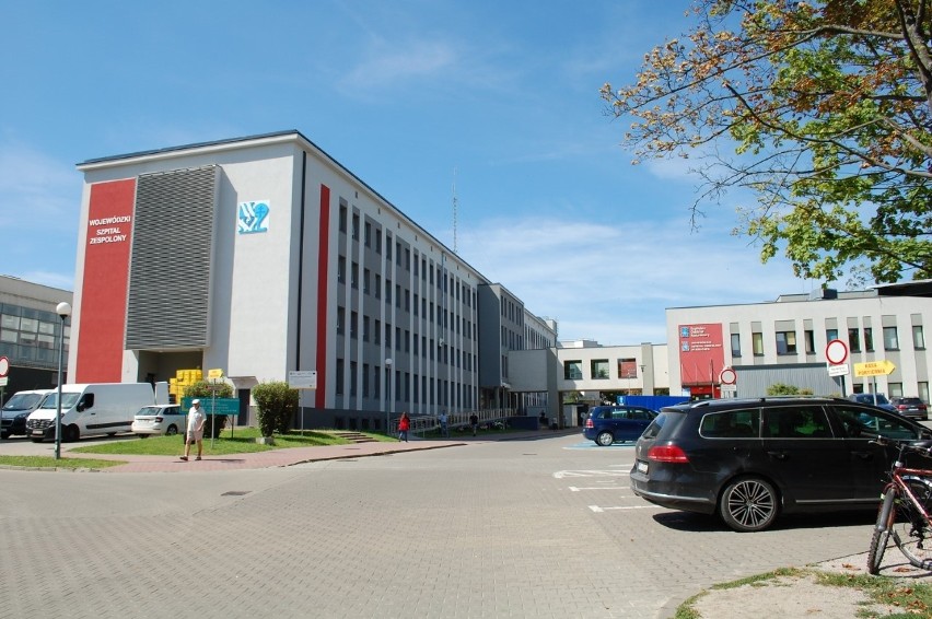 Szpital i przychodnie na Czarnowie w Kielcach po remoncie i wyglądają jak nowe. Spadną też ich koszty utrzymania   
