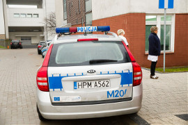 Alarm bombowy w USK w Białymstoku. Pielęgniarka zauważył podejrzany pakunek