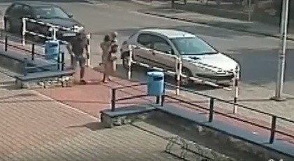 Zawierciańska policja nadal poszukuje sprawcy wypadku, do którego doszło 24 sierpnia na ulicy Daszyńskiego w Zawierciu