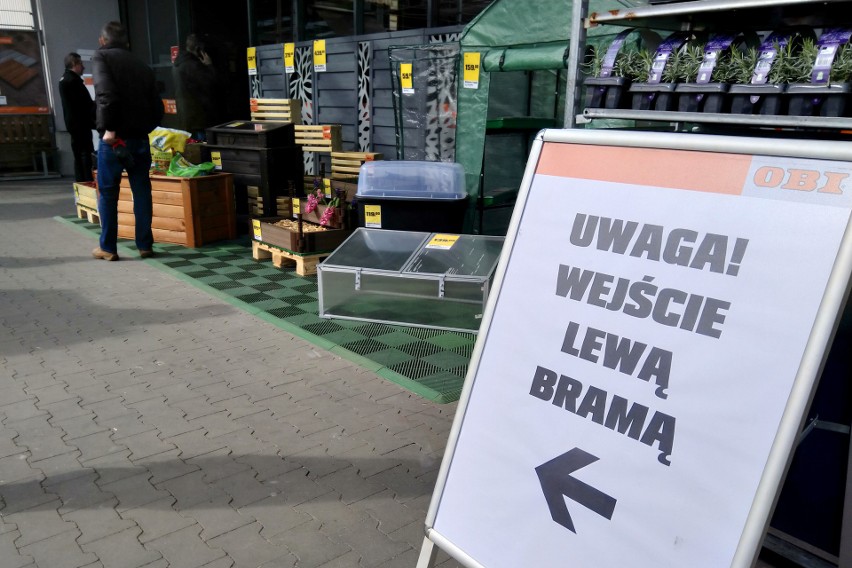 Kraków. Mniej klientów i nowe zasady zakupów w sklepach z materiałami budowlanymi