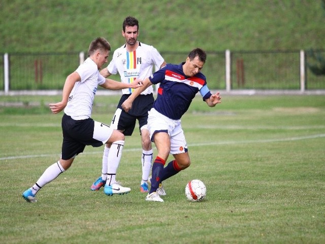 Pierwszy mecz na odremontowanym stadionie w Głubczycach, zakończył się pierwszą wygraną w rozgrywkach drużyny Polonii