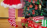 Prezenty świąteczne kupione przez internet? Co zrobić, gdy zaginie nasza przesyłka? [wideo]