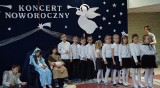 Koncert i jasełka dla rodziców w Szkole Podstawowej nr 5. Zobacz, kto zostawił pióra na scenie! [ZDJĘCIA] 