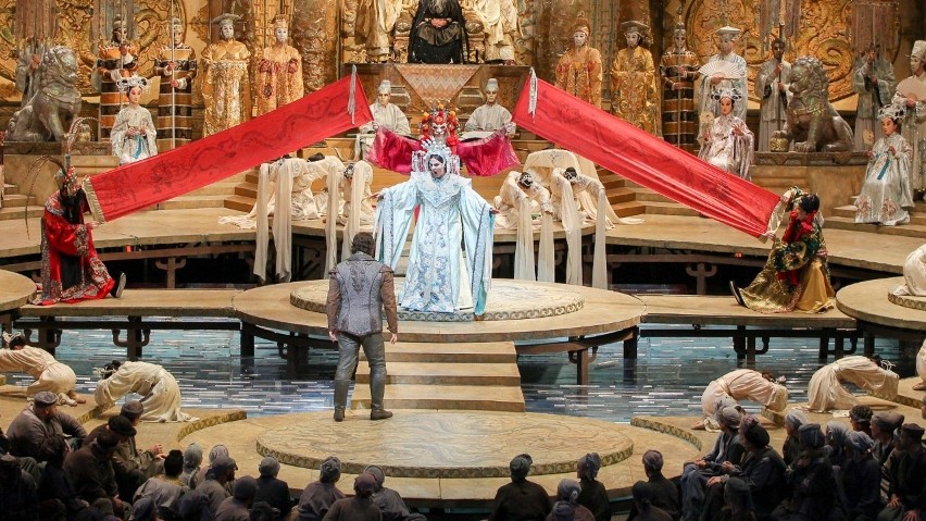 The Metropolitan Opera:...