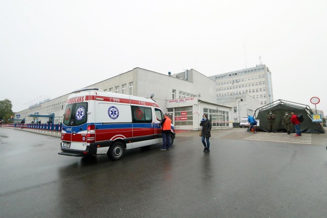 W szpitalu przy Kraśnickiej znajdują się również łóżka dla pacjentów z potwierdzeniem koronawirusa