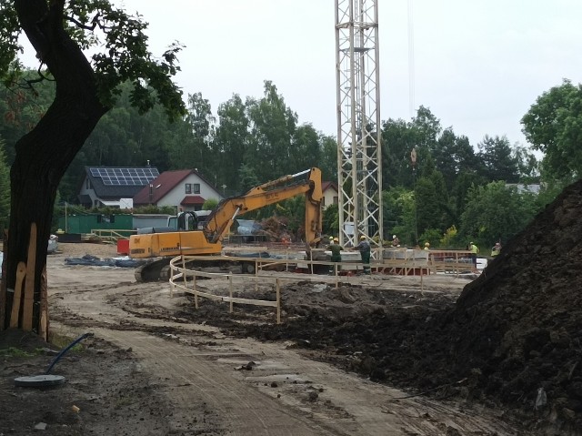 W Mysłowicach trwa budowa szkoły, przedszkola i hali sportowej w dzielnicy Larysz-Hajdowizna