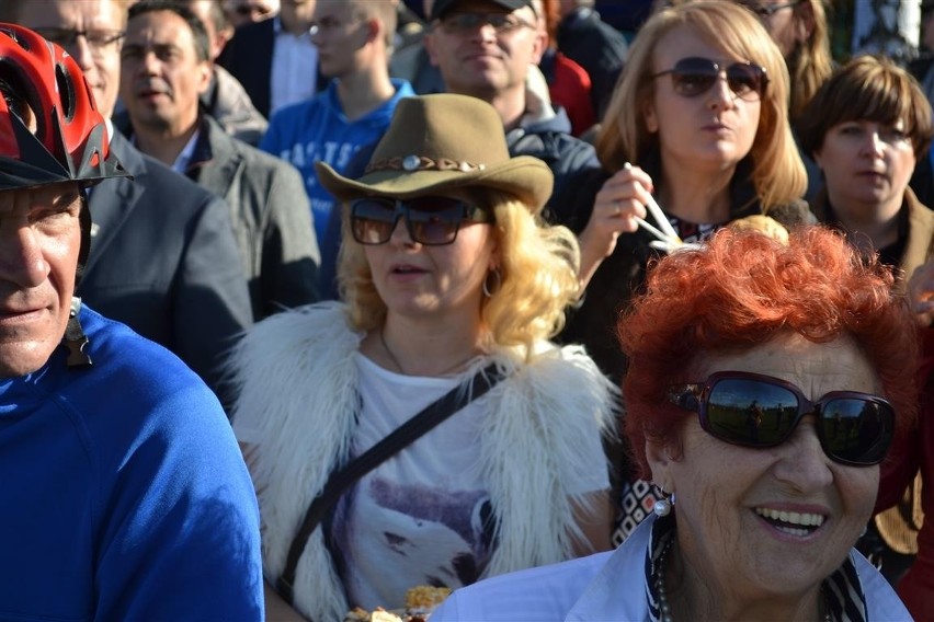 Hubertus 2014. Jeźdźcy z całego regionu opanowali zamkowe...