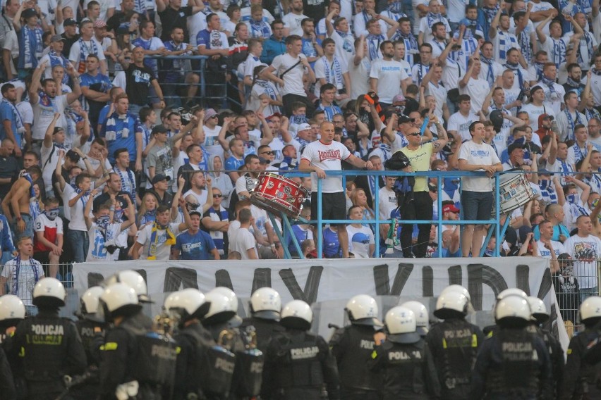 Zadyma na meczu Lecha z Legią 20.05.2018 Spotkanie...