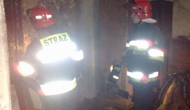 Strażacy z Chełmna apelują, by nie skłądować opału przy przewodzie kominowym