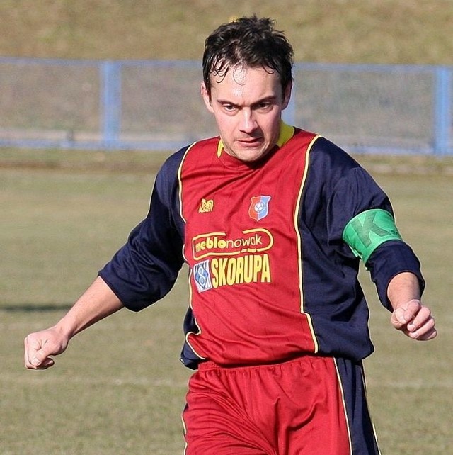 Maciej Olearczuk nadal będzie występował w Dobrodzieniu.