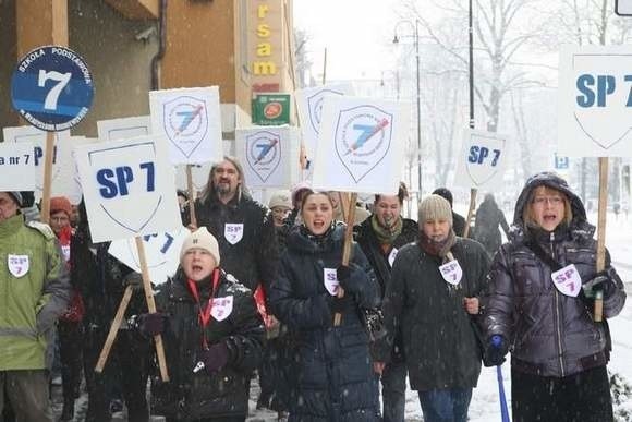 Manifestacja odbędzie się w środę (28 marca) przed słupskim ratuszem.