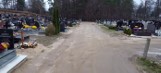 Mieszkańcy Sokółki zebrali kilkaset podpisów. Mówią „nie” drodze przez cmentarz. Chcą jedynie utwardzonych alejek