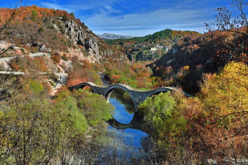 Zagori to wyjątkowo malowniczy region Grecji, gdzie wśród...