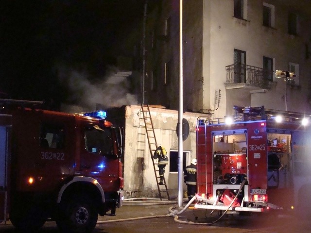 Jedna osoba zginęła w pożarze dobudówki kamienicy przy ul. Lubelskiej w Chełmie