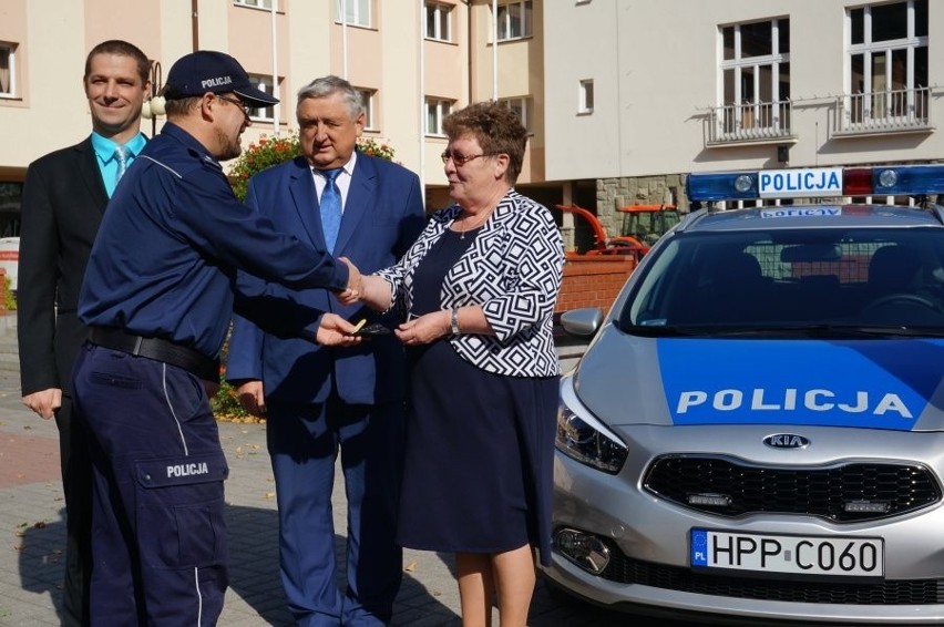 Policjanci z Wisły mają nowy radiowóz