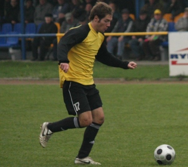 Marek Gładkowski zdobył jesienią osiem goli dla zespołu z Leśnicy.