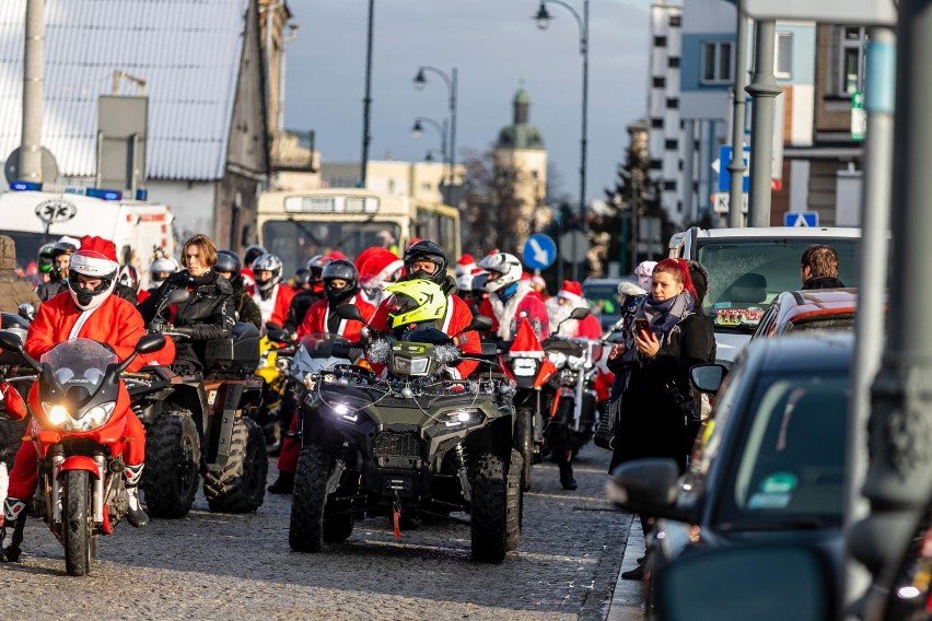 Parada Mikołajów na motocyklach ulicami Białegostoku. To IX...