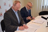 Umowa na przebudowę Podmiejskiej i rondo podpisana. Prace ruszą w połowie kwietnia [zdjęcia]