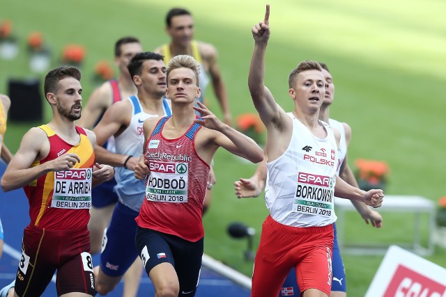 Mateusz Borkowski z Krynek awansował do finału biegu na 800 metrów w Berlinie.