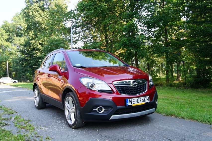 Opel Mokka to ciekawy, mały SUV, który z powodzeniem...