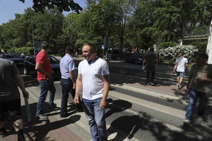 Białystok. Protest podlaskich rolników. Nowe znaki uniemożliwiły dojazd (zdjęcia,wideo)