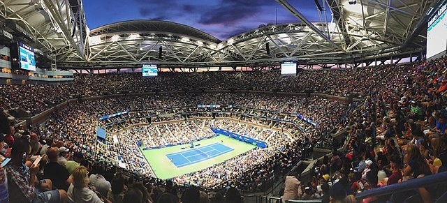 Arthur Ashe Stadium – centralny obiekt kompleksu USTA Billie Jean King National Tennis Center we Flushing Meadows-Corona Park w Nowym Jorku