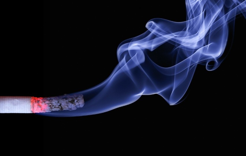 Brytyjscy naukowcy ustalili, że kobiety palące papierosy...