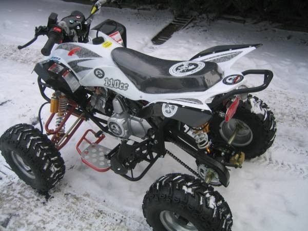 Stowarzyszenie ATV Kielce podarowalo dzieciecy quad model...