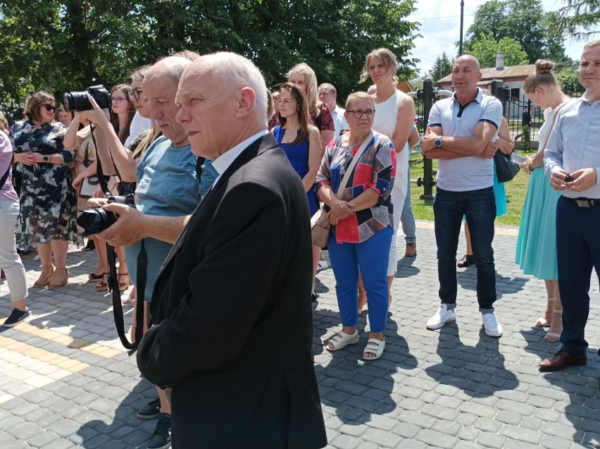 Centrum Opiekuńczo-Mieszkalne w Zarębach Kościelnych oficjalnie otwarte! Zobaczcie zdjęcia z uroczystości 27.06.2022