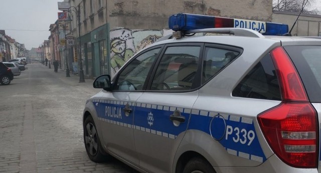 Policjanci z Żor odnaleźli skradzionego dostawczaka