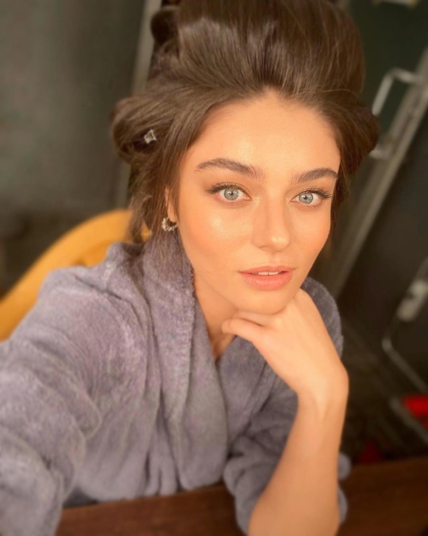 instagram.com/aycaaysinturan/