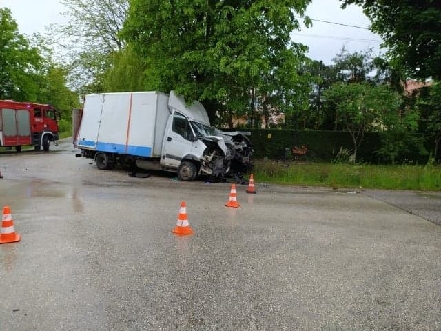 Groźny wypadek w Sukowie! Dwóch kierowców w szpitalu [ZDJĘCIA]