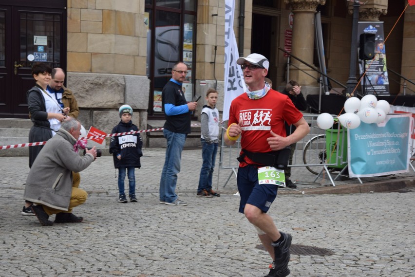 II Tarnogórski Półmaraton: Ponad 300 osób pobiegło dla Asi