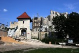Zamek w Bobolicach - tak ruiny wyglądały 60 lat temu. Dziś budowla może być scenografią filmu Disneya! Zobaczcie wyjątkowe zdjęcia