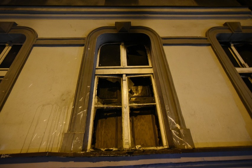 Pożar wybuchł w kamienicy przy ul. Kozielskiej w Katowicach