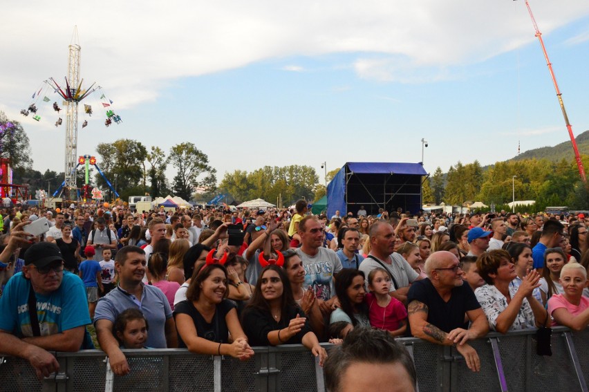 Myślenice. Święto gminy trwa. W sobotę królował folk i pop, a jutro dawka rocka i ...rock-polo. 