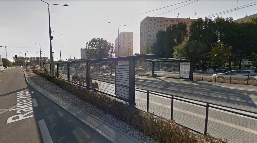 Do zdarzenia doszło na przystanku tramwajowym Warneńska w...