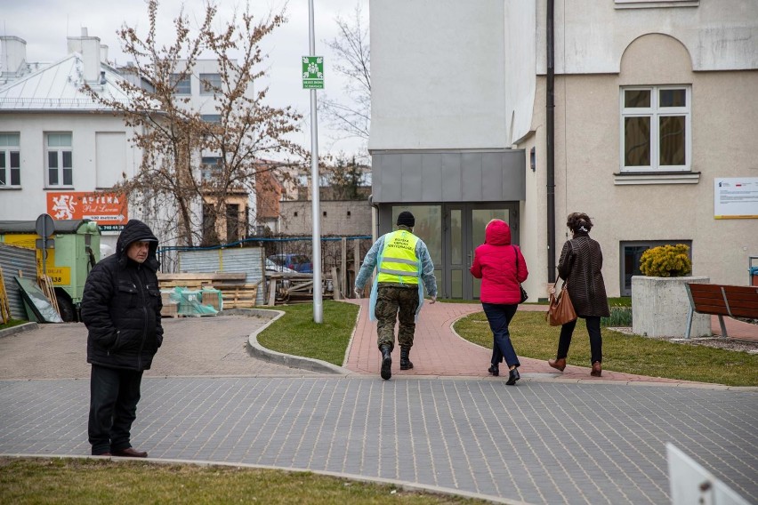 Już sześciu pracowników BCO zakażonych koronawirusem