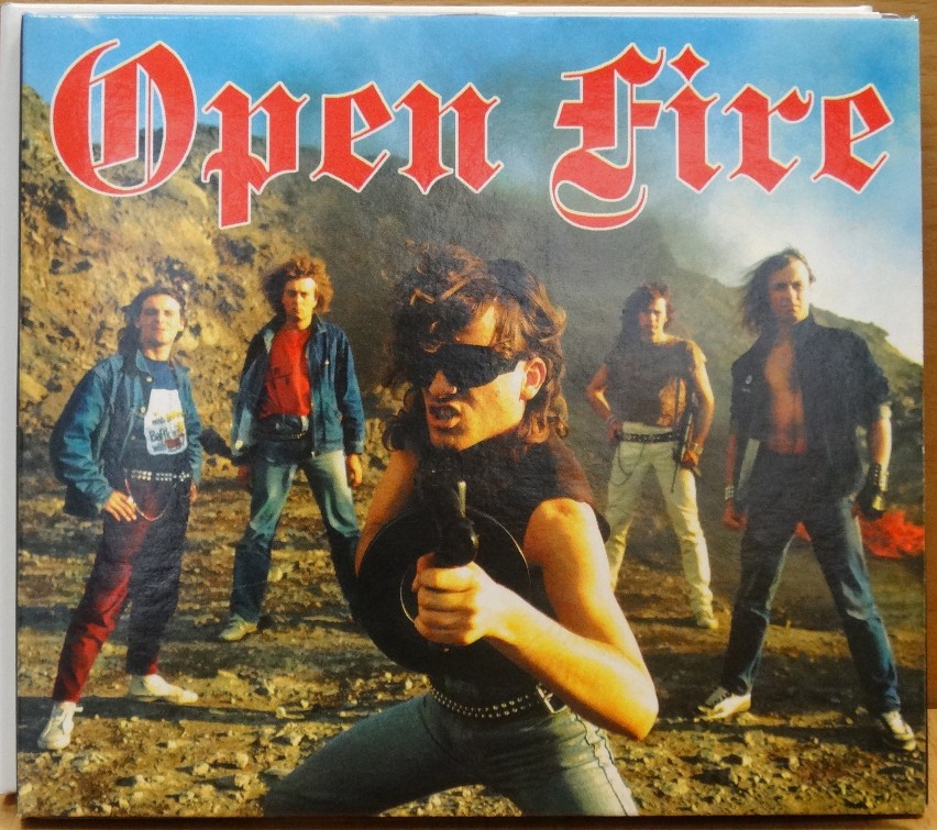 Debiutancka płyta grupy Open Fire czekała na wydanie ponad...