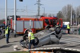 Wypadek w Sosnowcu. Zderzyły się dwa auta. Jedno dachowało ZDJĘCIA