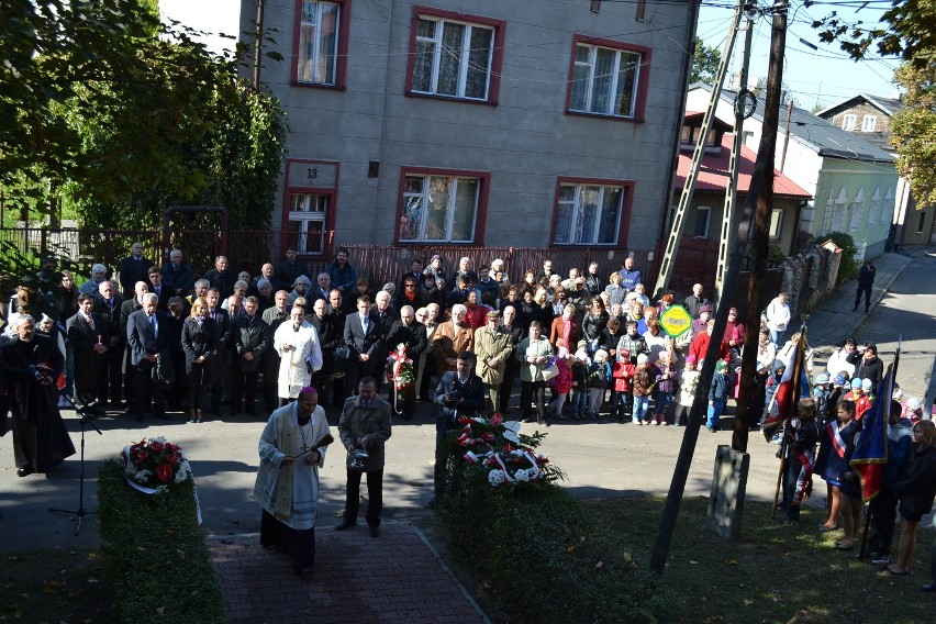 Tablica upamiętniająca powstańców odsłonięta w Milowicach [ZDJĘCIA]