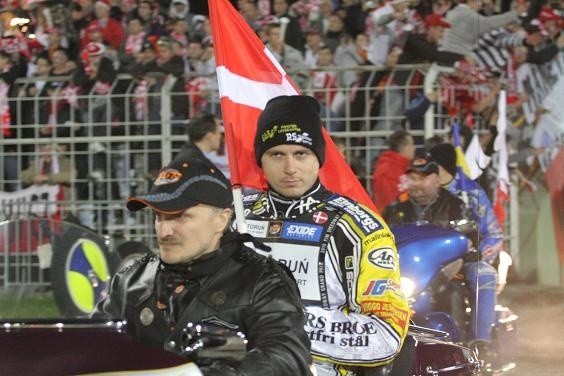 Hans Andersen (jako pasażer) podczas tegorocznej Grand Prix FIM w Bydgoszczy. W grudniu Duńczyk ma podpisać kontrakt z Caelum Stalą Gorzów.