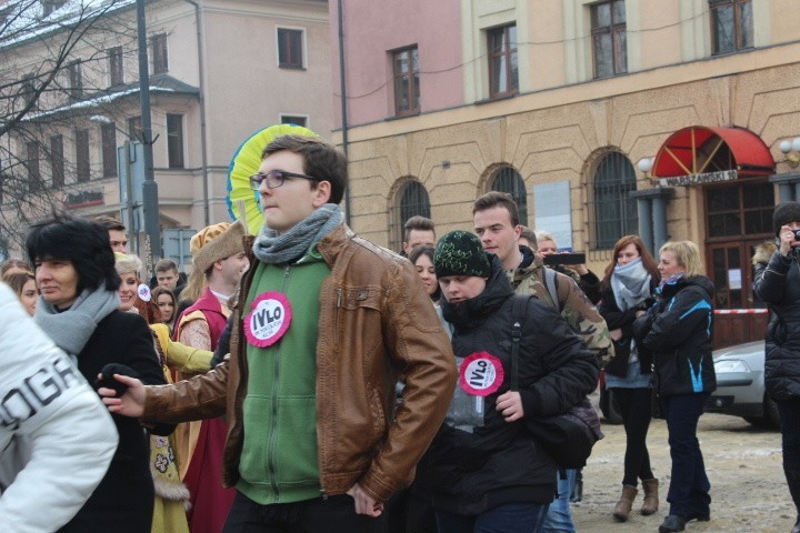 Pół tysiąca par zatańczyło poloneza w Zabrzu