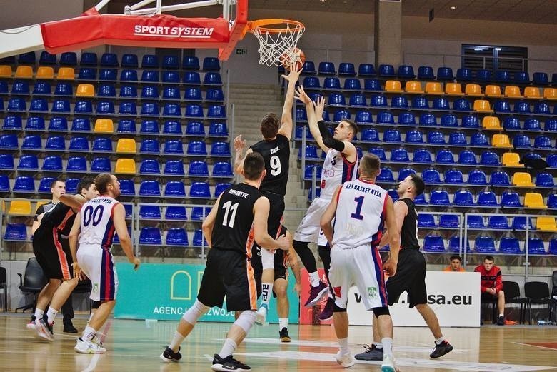 IgnerHome AZS Basket Nysa - Rycerze Rydzyna 66:84 (20:18,...