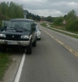 Policjant chciał odebrać pijanej kobiecie kluczki. Wtedy do akcji wkroczył mąż