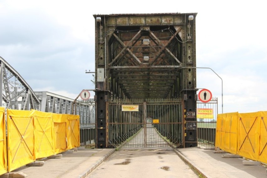 Zamknięty most w Tczewie