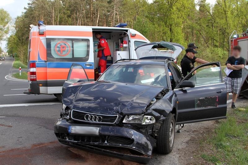 Zderzenie dwóch aut na obwodnicy Zielonej Góry