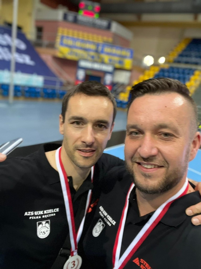 Dwa medale piłkarzy ręcznych AZS UJK Kielce w mistrzostwach Polski