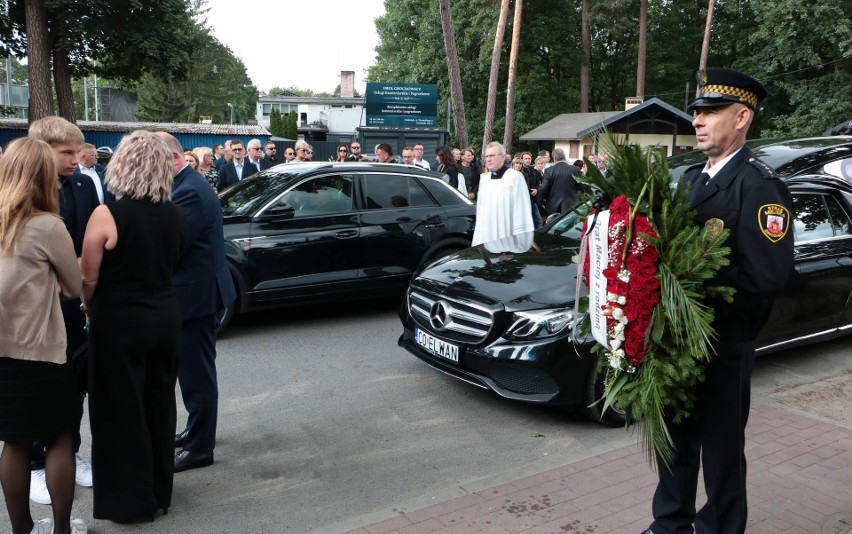 Rodzina, przyjaciele i tłumy grudziądzan pożegnały śp. dra Piotra Glamowskiego w Grudziądzu [zdjęcia]